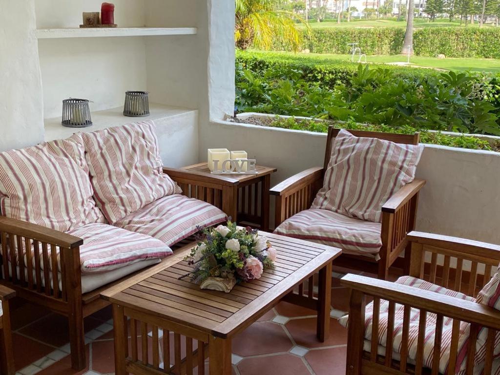 Apartamento En Playa Del Infante โรตา ภายนอก รูปภาพ