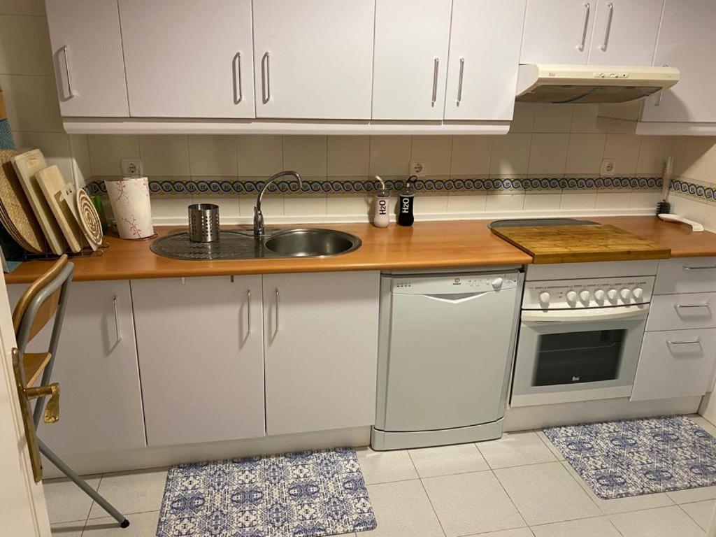 Apartamento En Playa Del Infante โรตา ภายนอก รูปภาพ